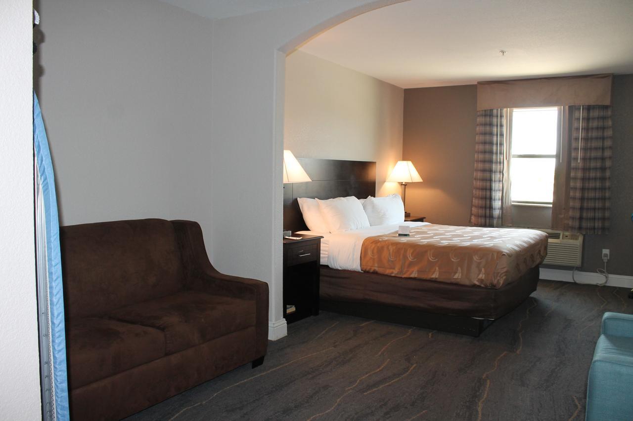 Quality Inn & Suites Port Arthur - Nederland Exteriér fotografie