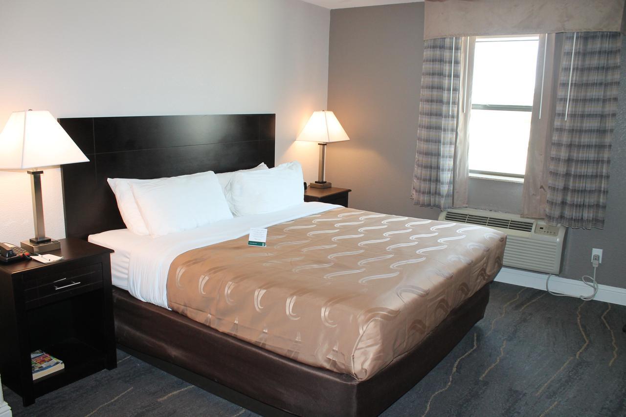 Quality Inn & Suites Port Arthur - Nederland Exteriér fotografie